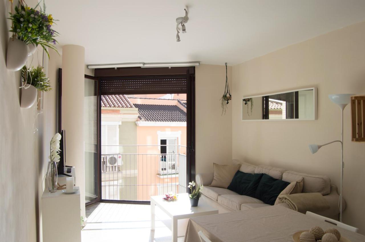 Luminoso Y Coqueto Apartamento En Málaga Dış mekan fotoğraf